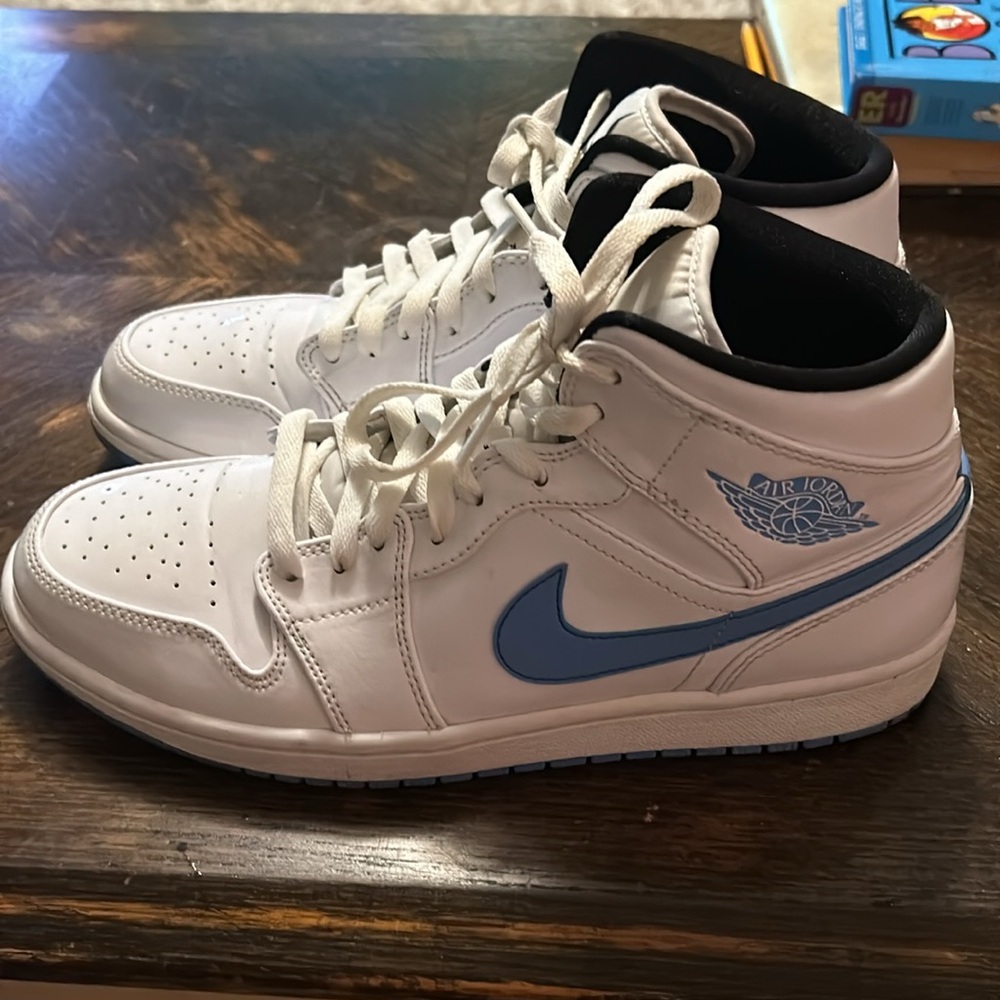Jordan 1 mid legend/white blue black size 10